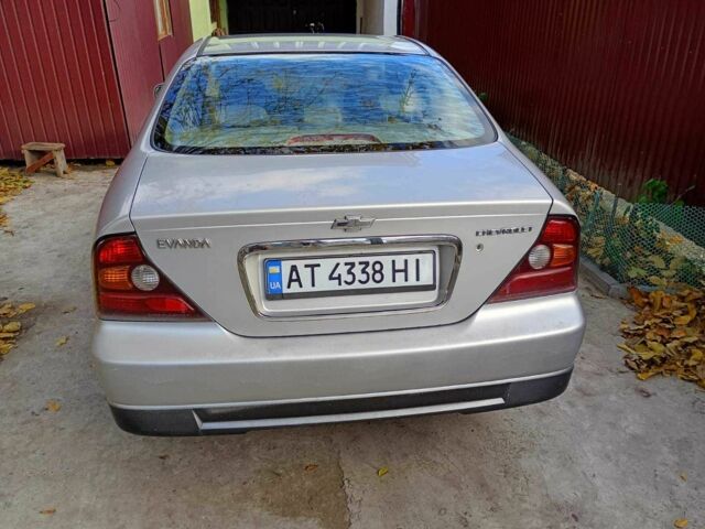 Сірий Шевроле Еванда, об'ємом двигуна 2.5 л та пробігом 357 тис. км за 2520 $, фото 3 на Automoto.ua