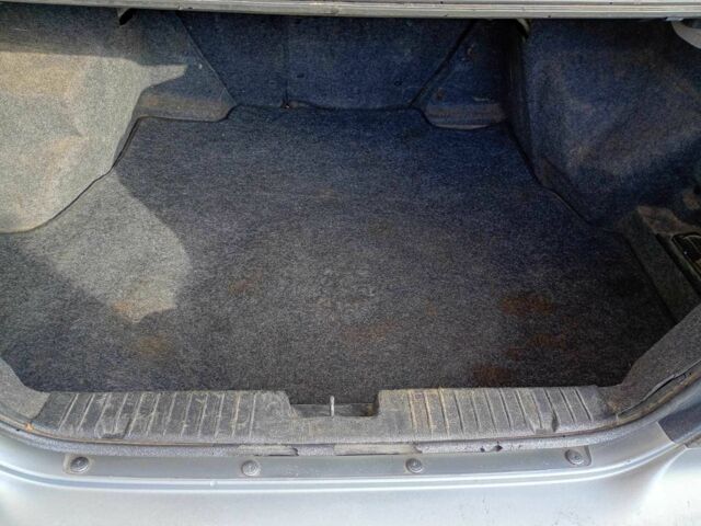 Сірий Шевроле Еванда, об'ємом двигуна 2.5 л та пробігом 357 тис. км за 2520 $, фото 7 на Automoto.ua