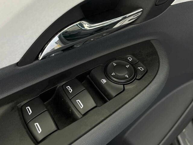 Серый Шевроле Эванда, объемом двигателя 0 л и пробегом 2 тыс. км за 20300 $, фото 17 на Automoto.ua