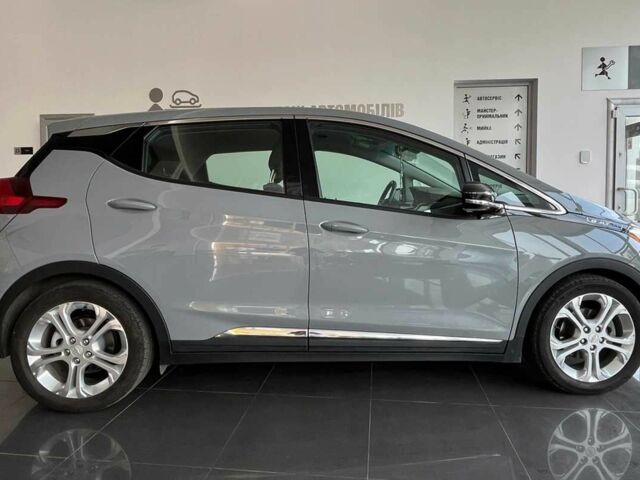 Серый Шевроле Эванда, объемом двигателя 0 л и пробегом 2 тыс. км за 20300 $, фото 7 на Automoto.ua