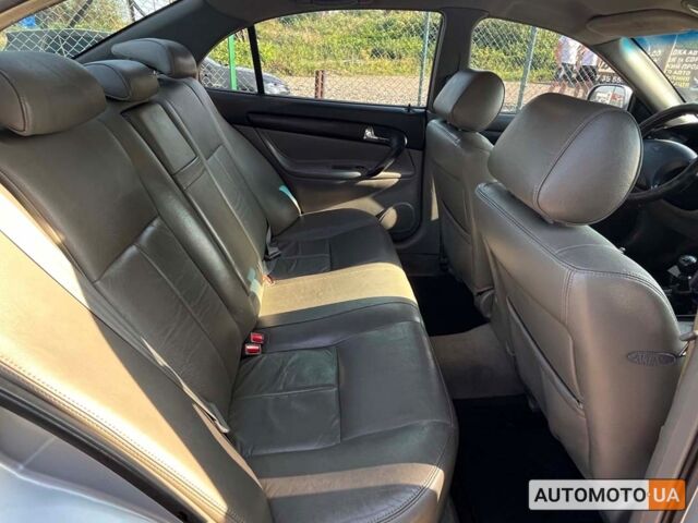 Серый Шевроле Эванда, объемом двигателя 2 л и пробегом 232 тыс. км за 4400 $, фото 17 на Automoto.ua