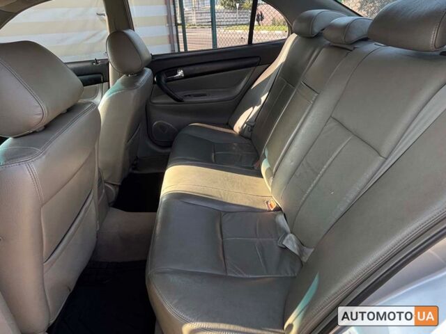 Серый Шевроле Эванда, объемом двигателя 2 л и пробегом 232 тыс. км за 4400 $, фото 13 на Automoto.ua