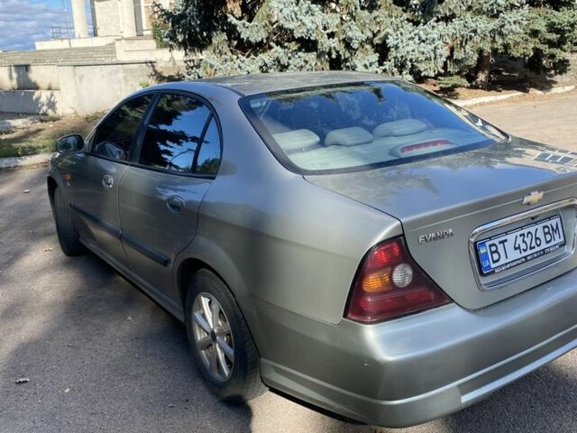 Сірий Шевроле Еванда, об'ємом двигуна 2 л та пробігом 3 тис. км за 3000 $, фото 4 на Automoto.ua