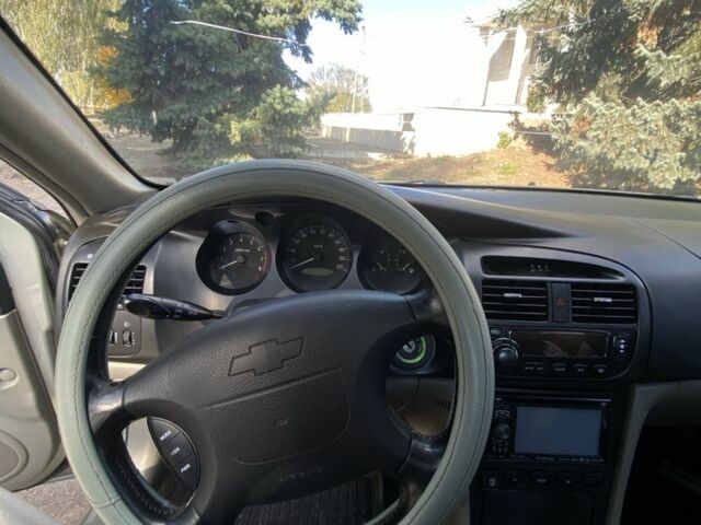 Сірий Шевроле Еванда, об'ємом двигуна 2 л та пробігом 3 тис. км за 3000 $, фото 7 на Automoto.ua