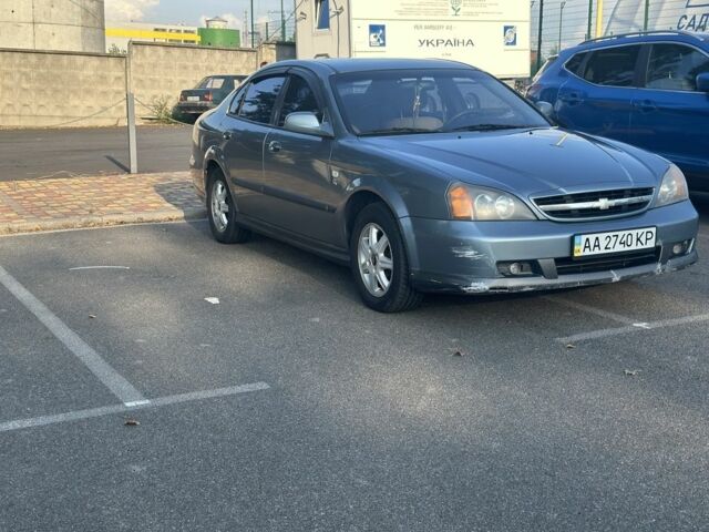 Серый Шевроле Эванда, объемом двигателя 2 л и пробегом 255 тыс. км за 2770 $, фото 5 на Automoto.ua