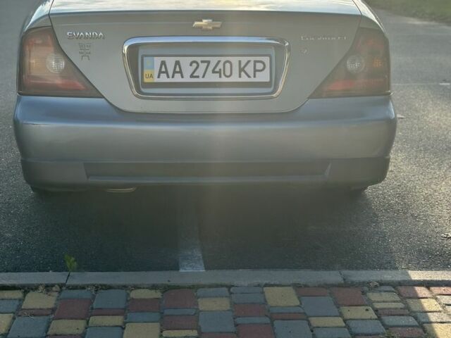Серый Шевроле Эванда, объемом двигателя 2 л и пробегом 255 тыс. км за 2770 $, фото 7 на Automoto.ua