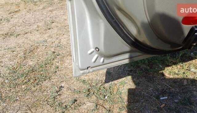 Серый Шевроле Эванда, объемом двигателя 2 л и пробегом 283 тыс. км за 2800 $, фото 6 на Automoto.ua