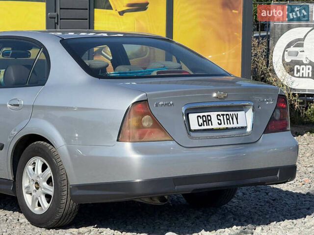 Серый Шевроле Эванда, объемом двигателя 2 л и пробегом 242 тыс. км за 3300 $, фото 8 на Automoto.ua