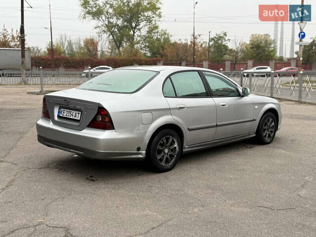 Сірий Шевроле Еванда, об'ємом двигуна 2 л та пробігом 207 тис. км за 2799 $, фото 4 на Automoto.ua