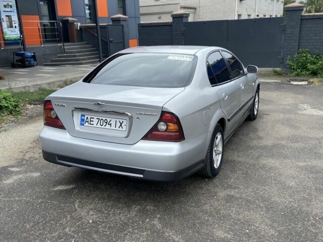 Серый Шевроле Эванда, объемом двигателя 0 л и пробегом 199 тыс. км за 4400 $, фото 2 на Automoto.ua