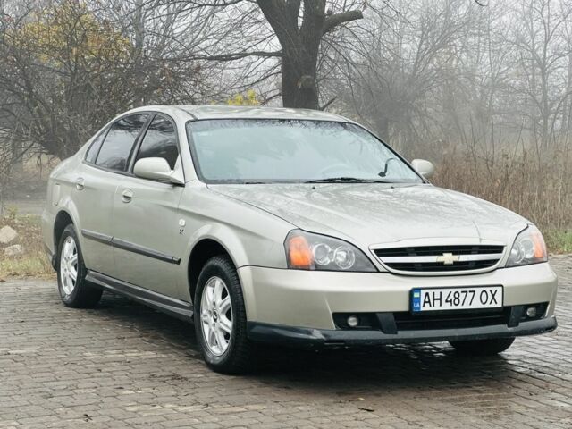 Серый Шевроле Эванда, объемом двигателя 2 л и пробегом 300 тыс. км за 1999 $, фото 1 на Automoto.ua