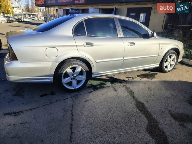 Сірий Шевроле Еванда, об'ємом двигуна 2 л та пробігом 330 тис. км за 3999 $, фото 10 на Automoto.ua