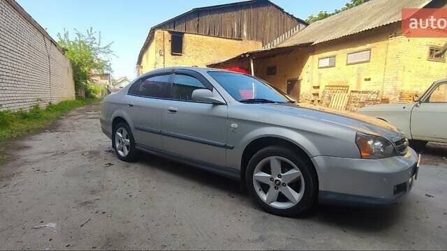 Сірий Шевроле Еванда, об'ємом двигуна 2 л та пробігом 237 тис. км за 4300 $, фото 7 на Automoto.ua