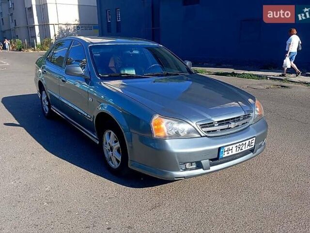 Сірий Шевроле Еванда, об'ємом двигуна 2 л та пробігом 288 тис. км за 3400 $, фото 2 на Automoto.ua