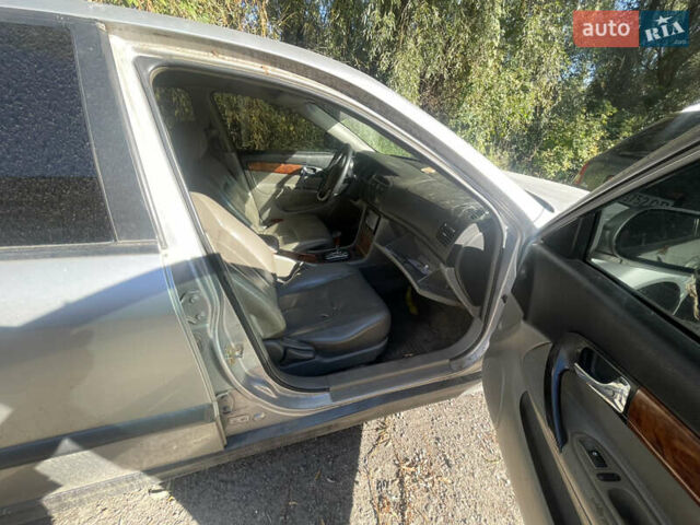 Серый Шевроле Эванда, объемом двигателя 2 л и пробегом 300 тыс. км за 1300 $, фото 3 на Automoto.ua