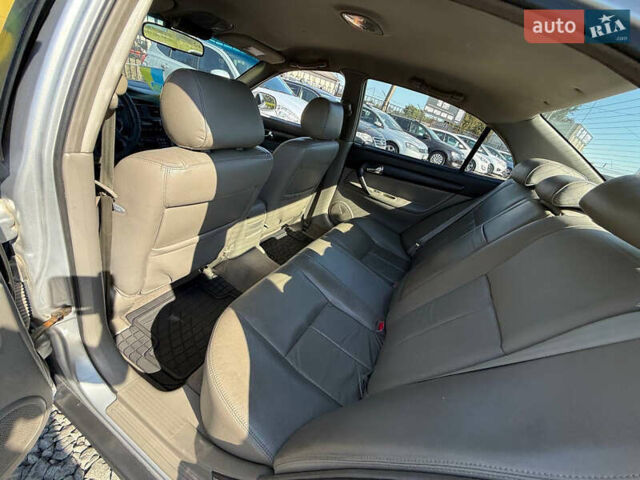 Серый Шевроле Эванда, объемом двигателя 2 л и пробегом 242 тыс. км за 3300 $, фото 4 на Automoto.ua
