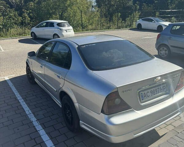 Серый Шевроле Эванда, объемом двигателя 2 л и пробегом 350 тыс. км за 3111 $, фото 6 на Automoto.ua