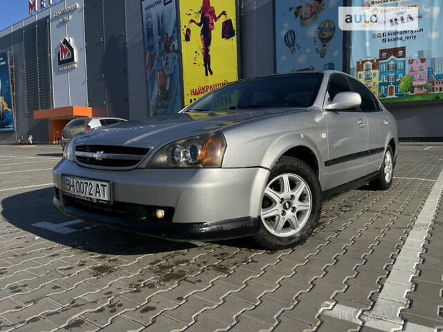 Серый Шевроле Эванда, объемом двигателя 2 л и пробегом 240 тыс. км за 4300 $, фото 1 на Automoto.ua