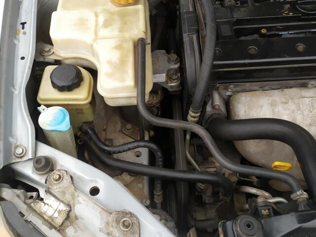 Серый Шевроле Эванда, объемом двигателя 2 л и пробегом 305 тыс. км за 2700 $, фото 11 на Automoto.ua