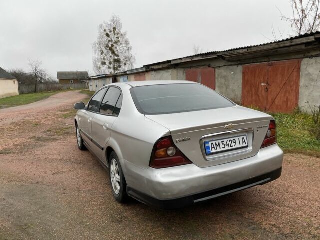 Сірий Шевроле Еванда, об'ємом двигуна 2.5 л та пробігом 310 тис. км за 3000 $, фото 3 на Automoto.ua