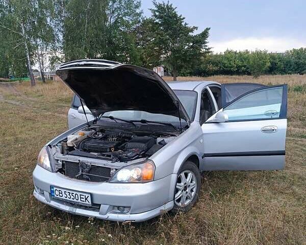 Серый Шевроле Эванда, объемом двигателя 2 л и пробегом 200 тыс. км за 3200 $, фото 9 на Automoto.ua
