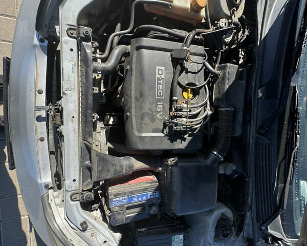 Серый Шевроле Эванда, объемом двигателя 2 л и пробегом 350 тыс. км за 3111 $, фото 11 на Automoto.ua