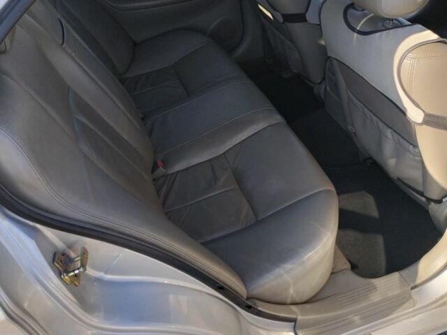 Серый Шевроле Эванда, объемом двигателя 2 л и пробегом 352 тыс. км за 3000 $, фото 9 на Automoto.ua