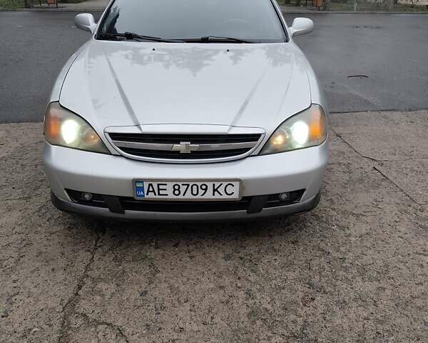 Серый Шевроле Эванда, объемом двигателя 2 л и пробегом 256 тыс. км за 4500 $, фото 8 на Automoto.ua