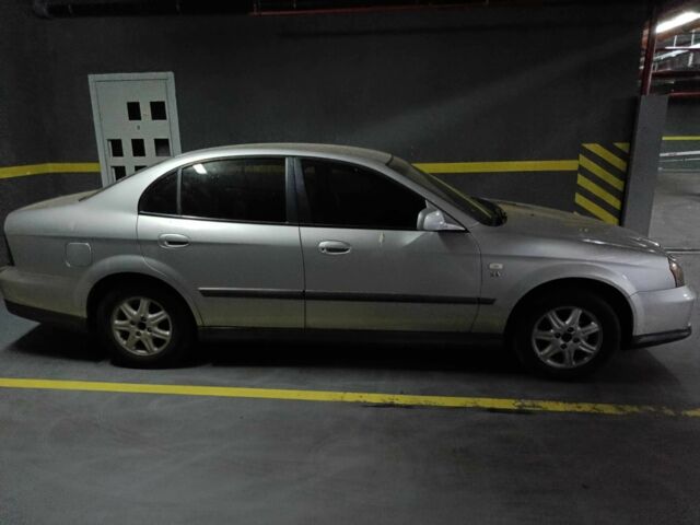 Сірий Шевроле Еванда, об'ємом двигуна 2 л та пробігом 2 тис. км за 6000 $, фото 2 на Automoto.ua