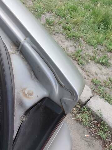 Сірий Шевроле Еванда, об'ємом двигуна 2 л та пробігом 219 тис. км за 3699 $, фото 35 на Automoto.ua