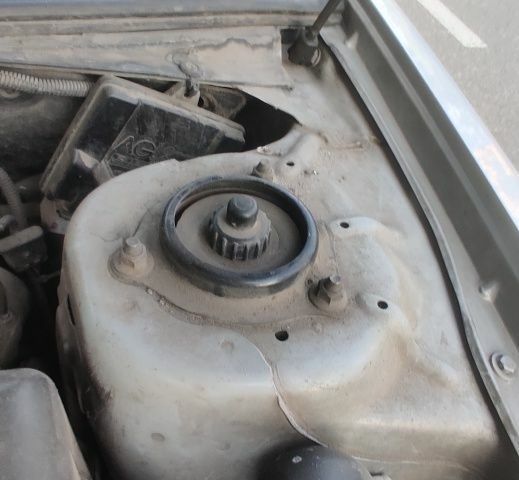 Сірий Шевроле Еванда, об'ємом двигуна 2 л та пробігом 219 тис. км за 3999 $, фото 7 на Automoto.ua