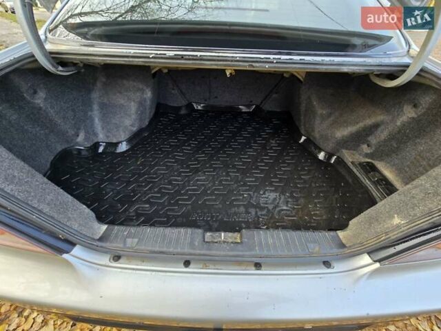 Серый Шевроле Эванда, объемом двигателя 2 л и пробегом 314 тыс. км за 3900 $, фото 14 на Automoto.ua