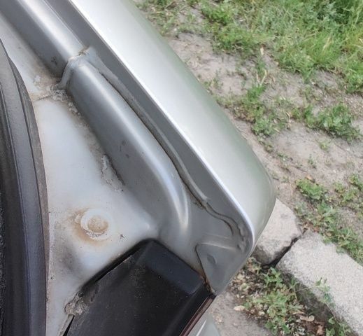 Сірий Шевроле Еванда, об'ємом двигуна 2 л та пробігом 219 тис. км за 3999 $, фото 9 на Automoto.ua