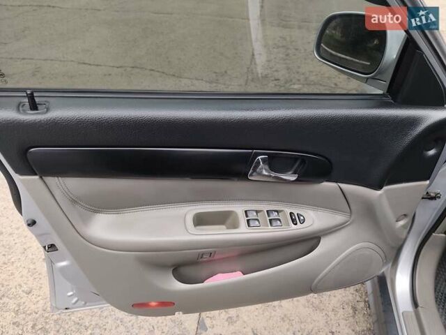 Серый Шевроле Эванда, объемом двигателя 2 л и пробегом 256 тыс. км за 4500 $, фото 17 на Automoto.ua