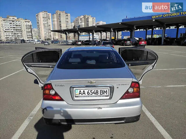 Серый Шевроле Эванда, объемом двигателя 2 л и пробегом 340 тыс. км за 2700 $, фото 4 на Automoto.ua