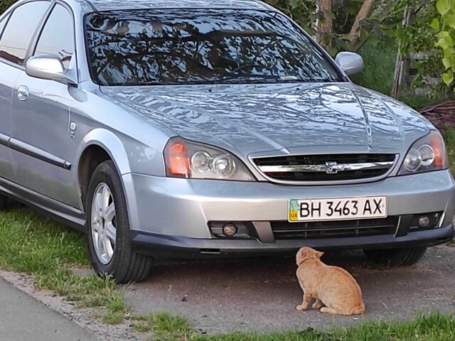 Сірий Шевроле Еванда, об'ємом двигуна 2 л та пробігом 2 тис. км за 6000 $, фото 4 на Automoto.ua