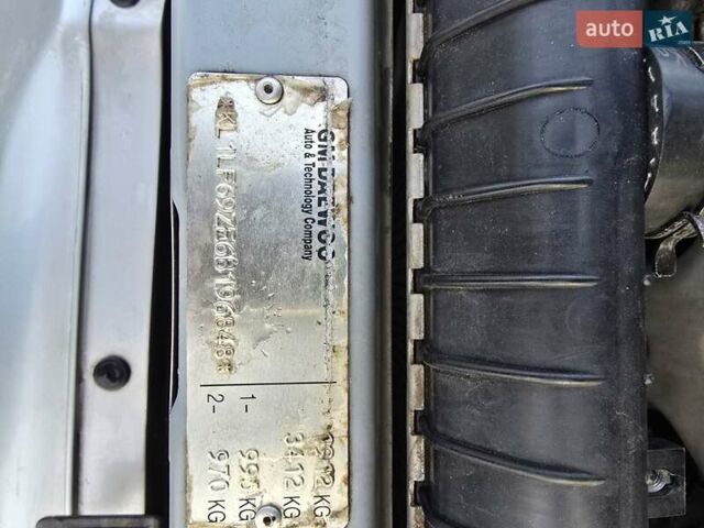 Серый Шевроле Эванда, объемом двигателя 2 л и пробегом 314 тыс. км за 3900 $, фото 18 на Automoto.ua