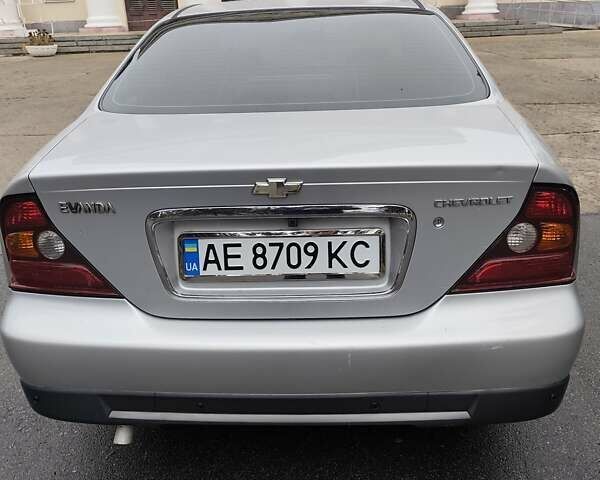 Серый Шевроле Эванда, объемом двигателя 2 л и пробегом 256 тыс. км за 4500 $, фото 7 на Automoto.ua