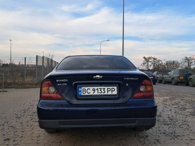 Синий Шевроле Эванда, объемом двигателя 2 л и пробегом 297 тыс. км за 4799 $, фото 7 на Automoto.ua