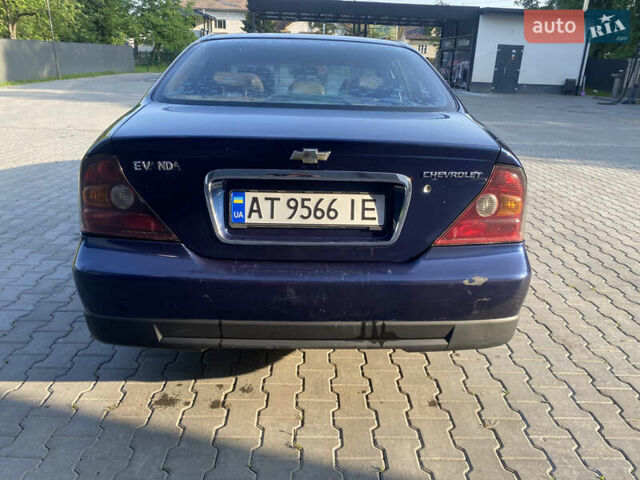 Синий Шевроле Эванда, объемом двигателя 2 л и пробегом 450 тыс. км за 2799 $, фото 2 на Automoto.ua