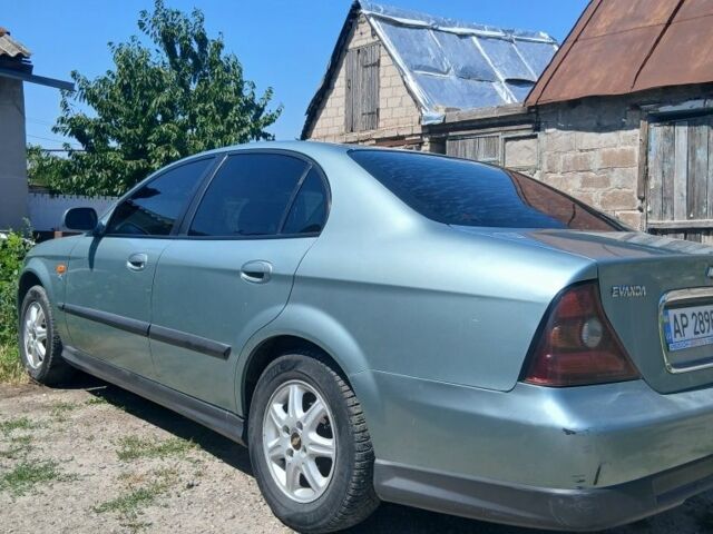 Зелений Шевроле Еванда, об'ємом двигуна 2 л та пробігом 330 тис. км за 3600 $, фото 2 на Automoto.ua