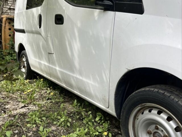 Белый Шевроле Експресс, объемом двигателя 2 л и пробегом 118 тыс. км за 3000 $, фото 1 на Automoto.ua