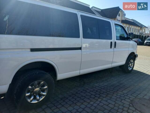 Белый Шевроле Експресс, объемом двигателя 5.97 л и пробегом 187 тыс. км за 20700 $, фото 8 на Automoto.ua