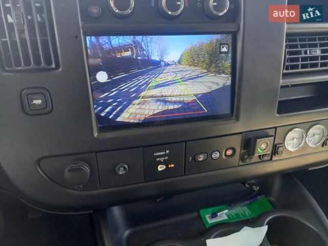 Белый Шевроле Експресс, объемом двигателя 5.97 л и пробегом 187 тыс. км за 20700 $, фото 20 на Automoto.ua