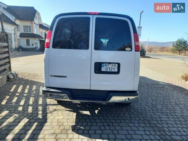 Белый Шевроле Експресс, объемом двигателя 5.97 л и пробегом 187 тыс. км за 20700 $, фото 13 на Automoto.ua