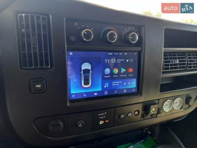 Белый Шевроле Експресс, объемом двигателя 5.97 л и пробегом 187 тыс. км за 20700 $, фото 18 на Automoto.ua