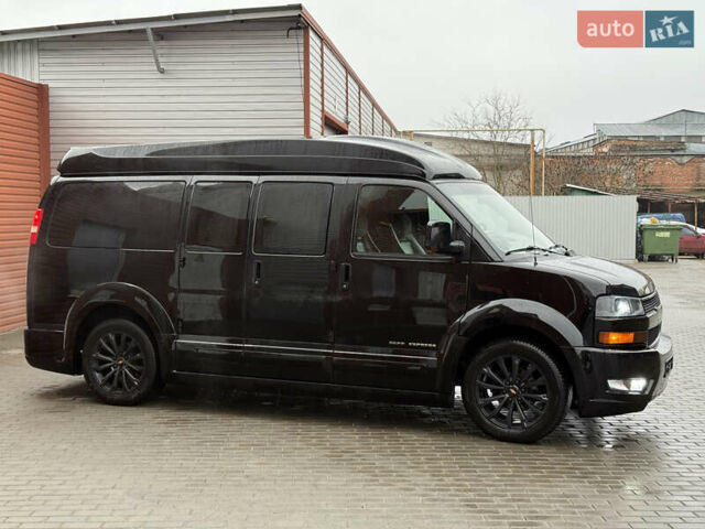 Черный Шевроле Експресс, объемом двигателя 5.3 л и пробегом 144 тыс. км за 42000 $, фото 6 на Automoto.ua