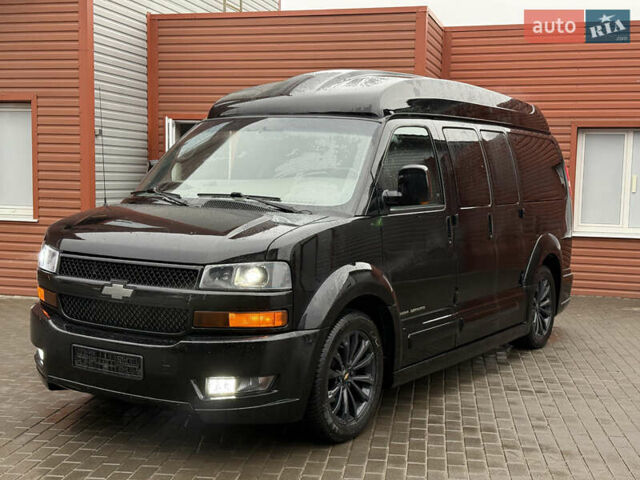 Черный Шевроле Експресс, объемом двигателя 5.3 л и пробегом 144 тыс. км за 42000 $, фото 1 на Automoto.ua