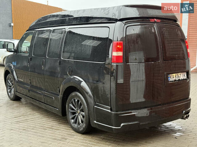 Черный Шевроле Експресс, объемом двигателя 5.3 л и пробегом 144 тыс. км за 42000 $, фото 4 на Automoto.ua