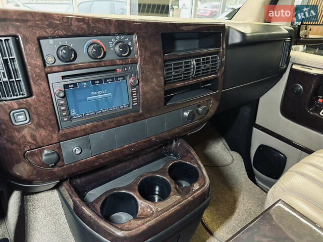 Черный Шевроле Експресс, объемом двигателя 5.3 л и пробегом 51 тыс. км за 44000 $, фото 30 на Automoto.ua